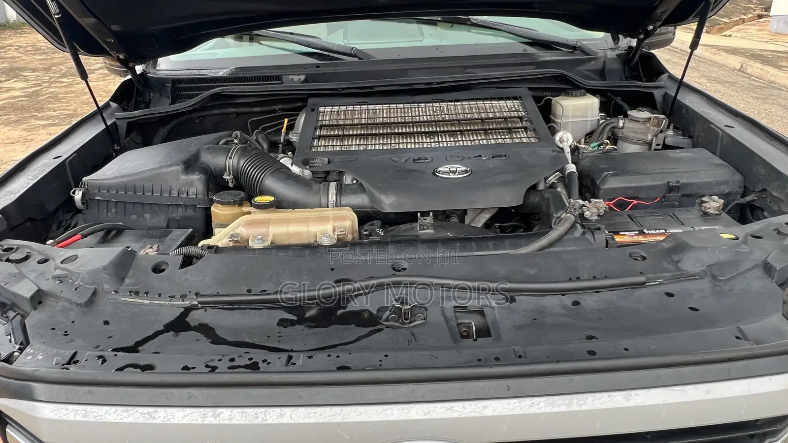 Toyota Land Cruiser 4.5 V8 GX-R 2014 Black