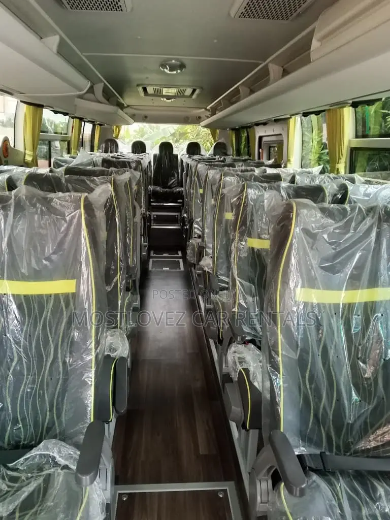 32-36 Seat Coaches Bus for Rent