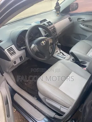 Toyota Corolla 2013 Gray