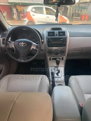 Toyota Corolla 2013 Gray