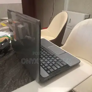 Laptop Toshiba 4GB Intel Core i3 HDD 500GB