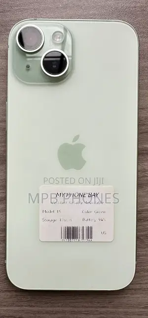 Apple iPhone 15 128 GB Green