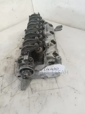 Hyundai H100 Cylinder Head