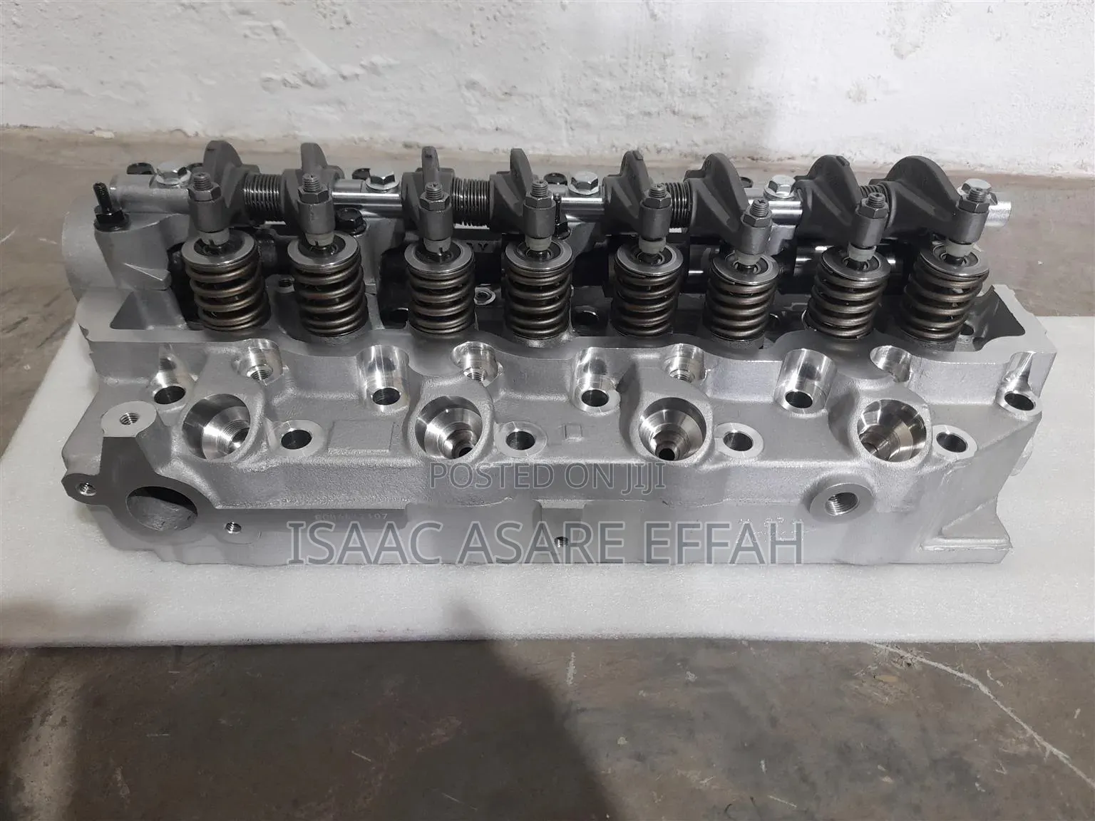 Hyundai H100 Cylinder Head