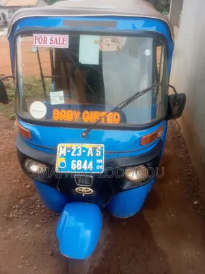 Bajaj RE 2023 Blue