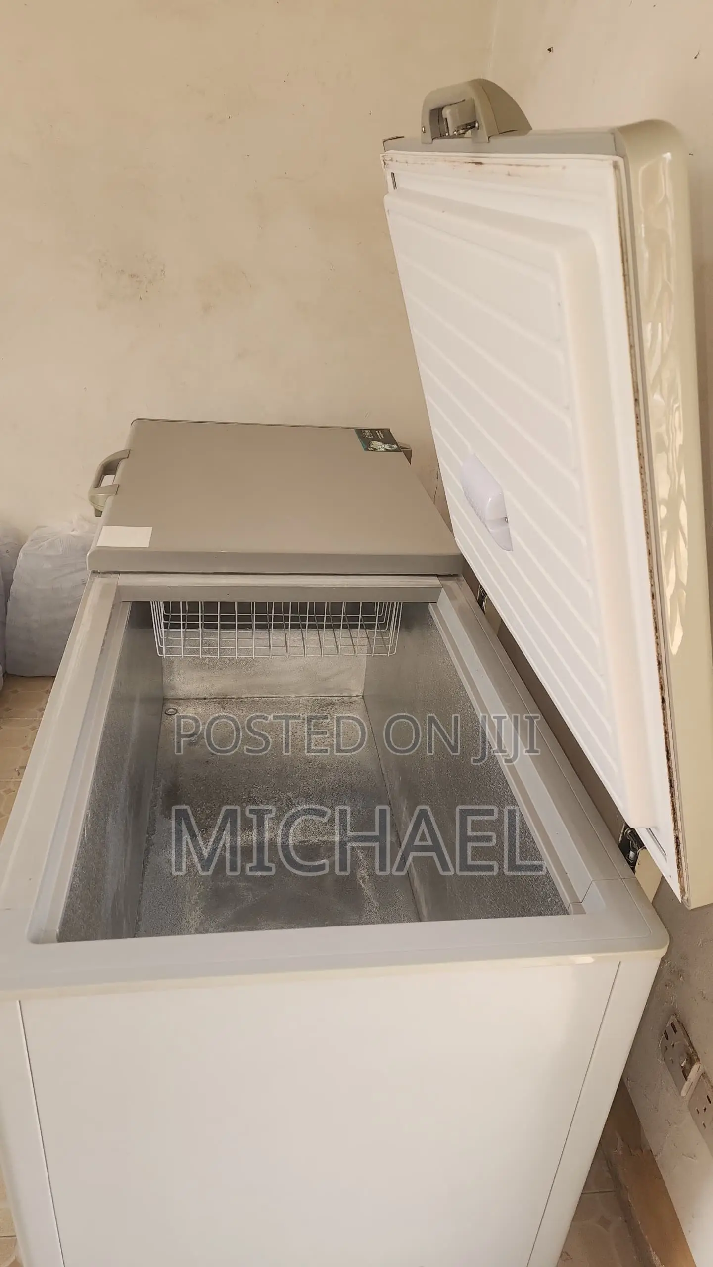 Slightly Used Biggest Hisense Chest Freezer for Sale