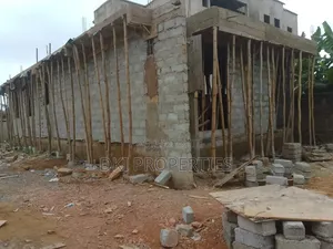 3bdrm House in Dki Properties, Frafraha for sale