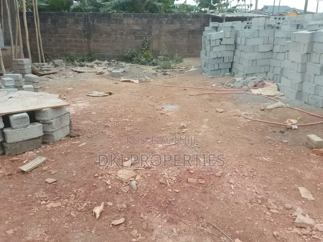 3bdrm House in Dki Properties, Frafraha for sale