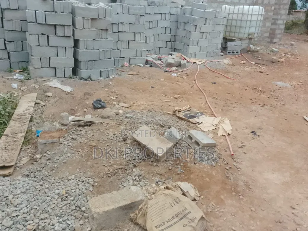 3bdrm House in Dki Properties, Frafraha for sale