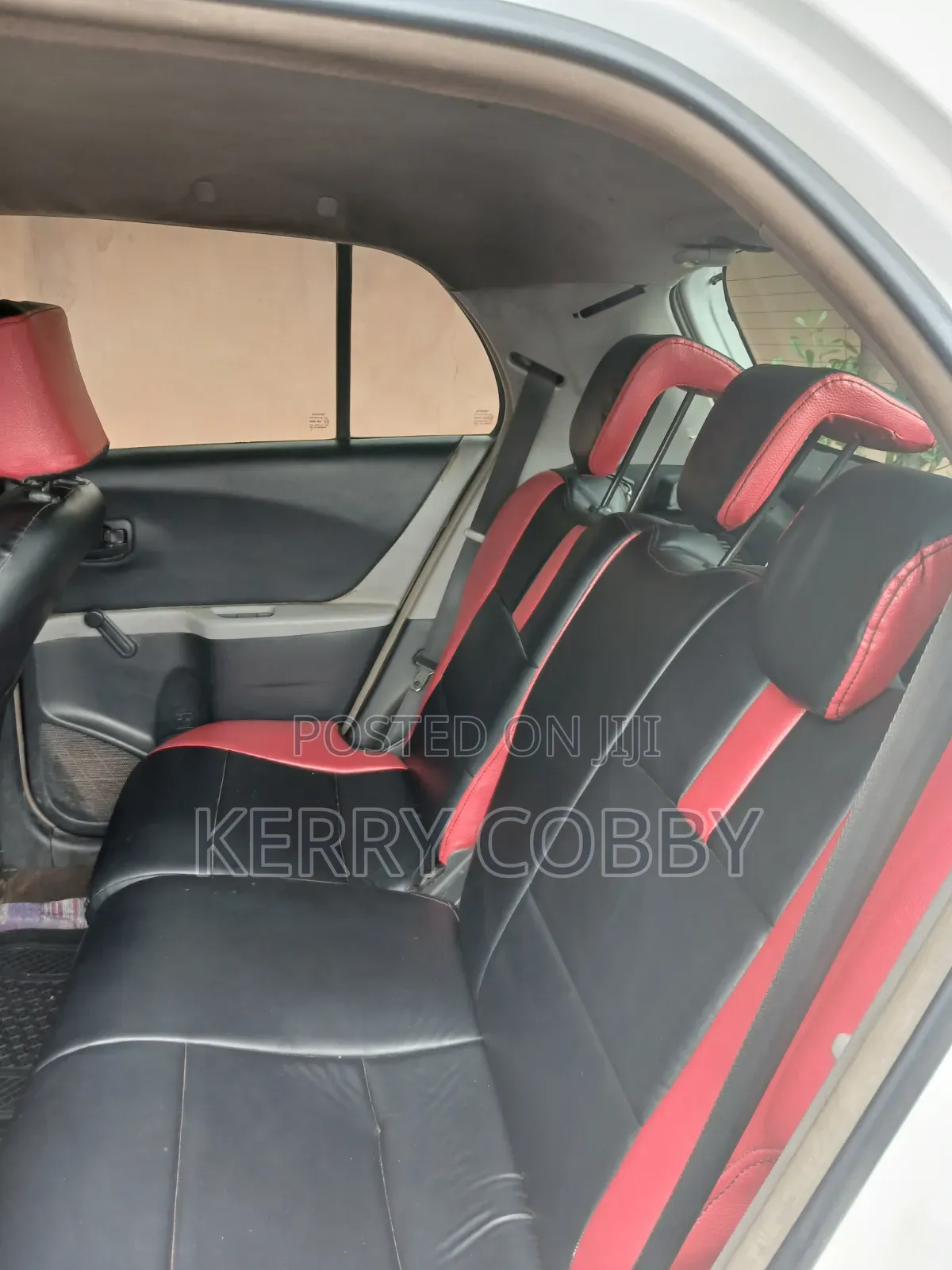 Toyota Yaris 2012 White