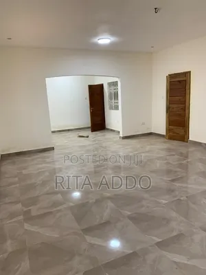 3bdrm Apartment in Lakeside for rent