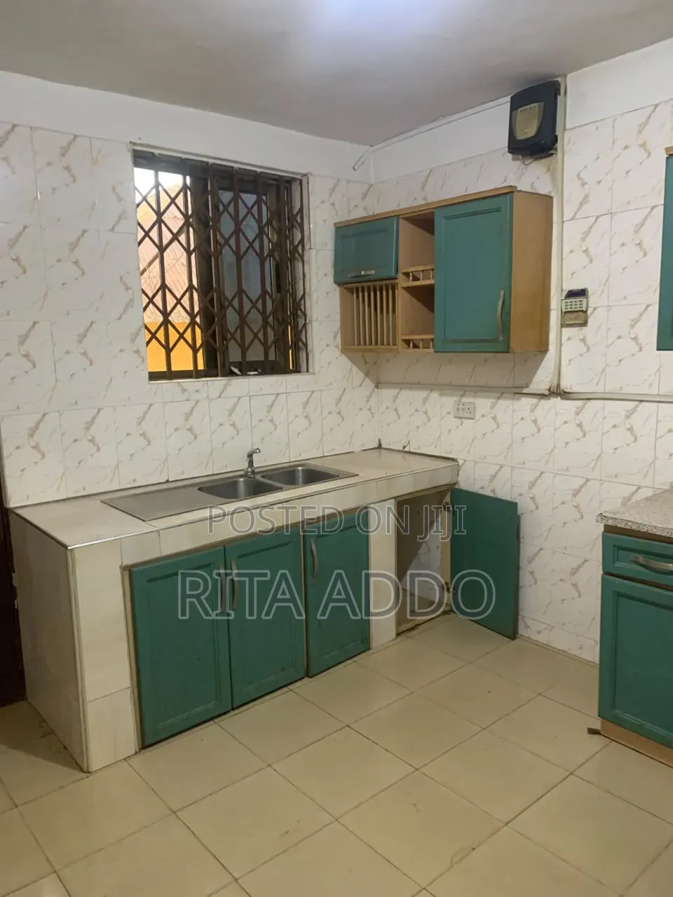 2bdrm Apartment in Lakeside Estate for rent