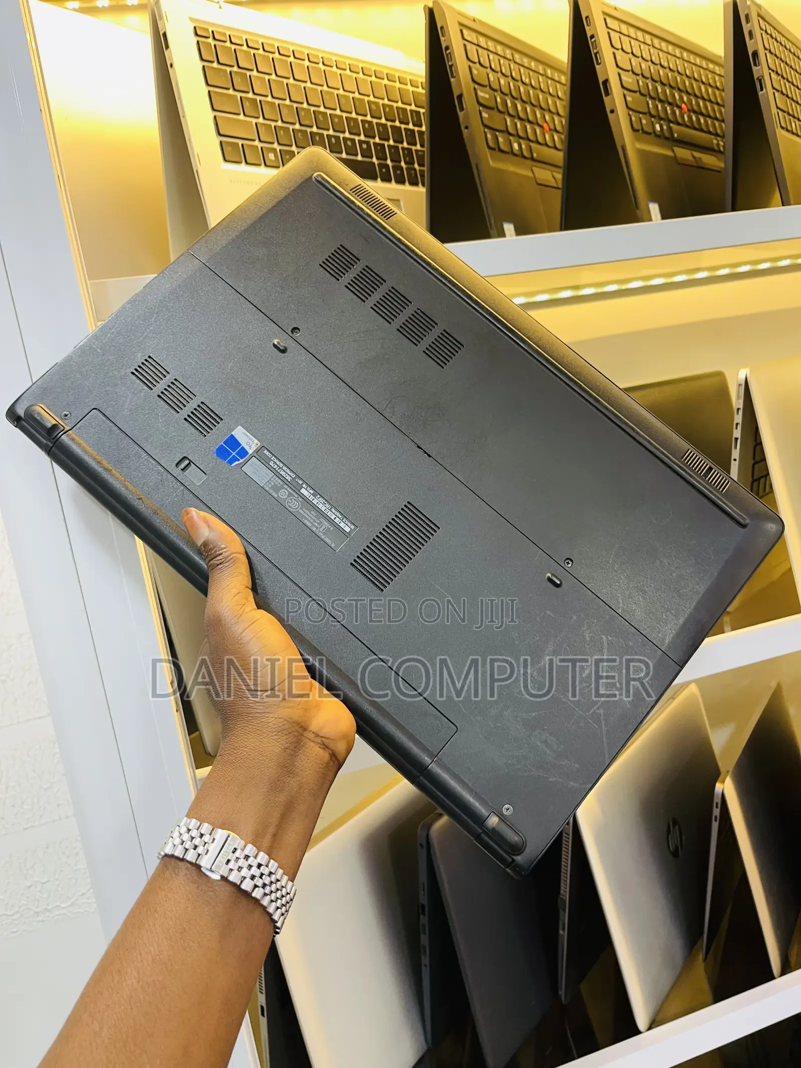 Laptop Dell Latitude 15 3560 4GB Intel Core i3 HDD 500GB