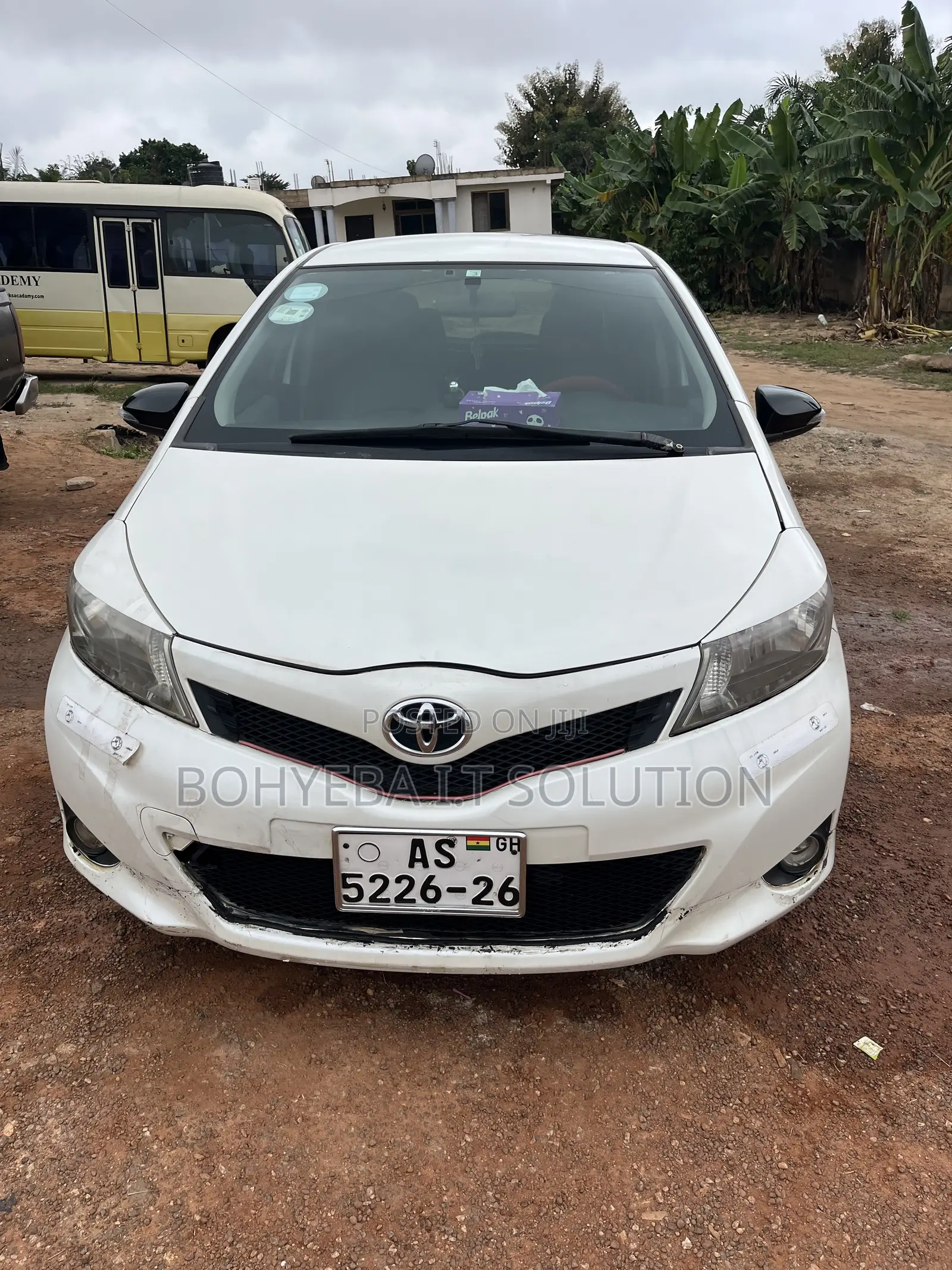 Toyota Vitz GS