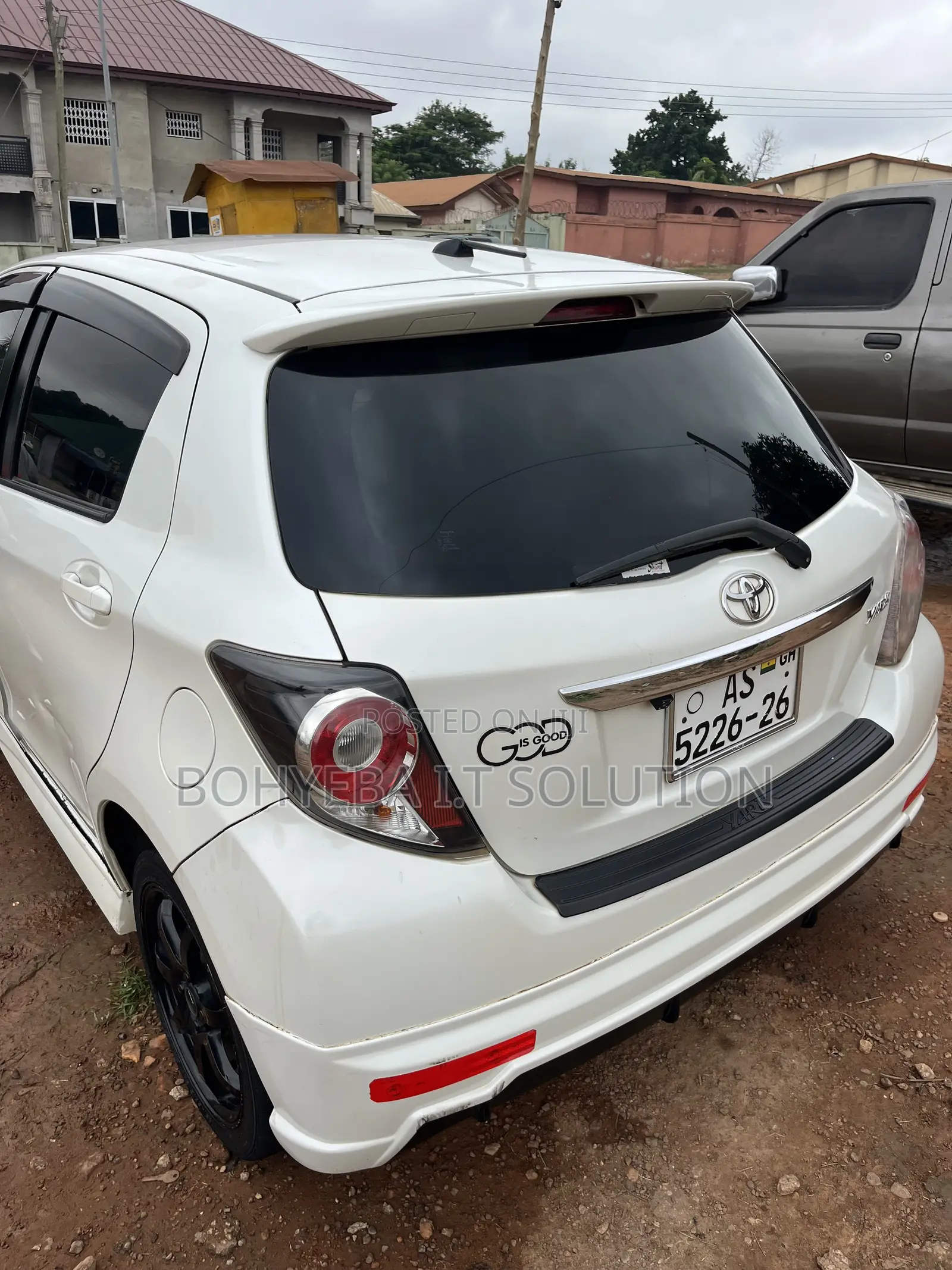 Toyota Vitz GS