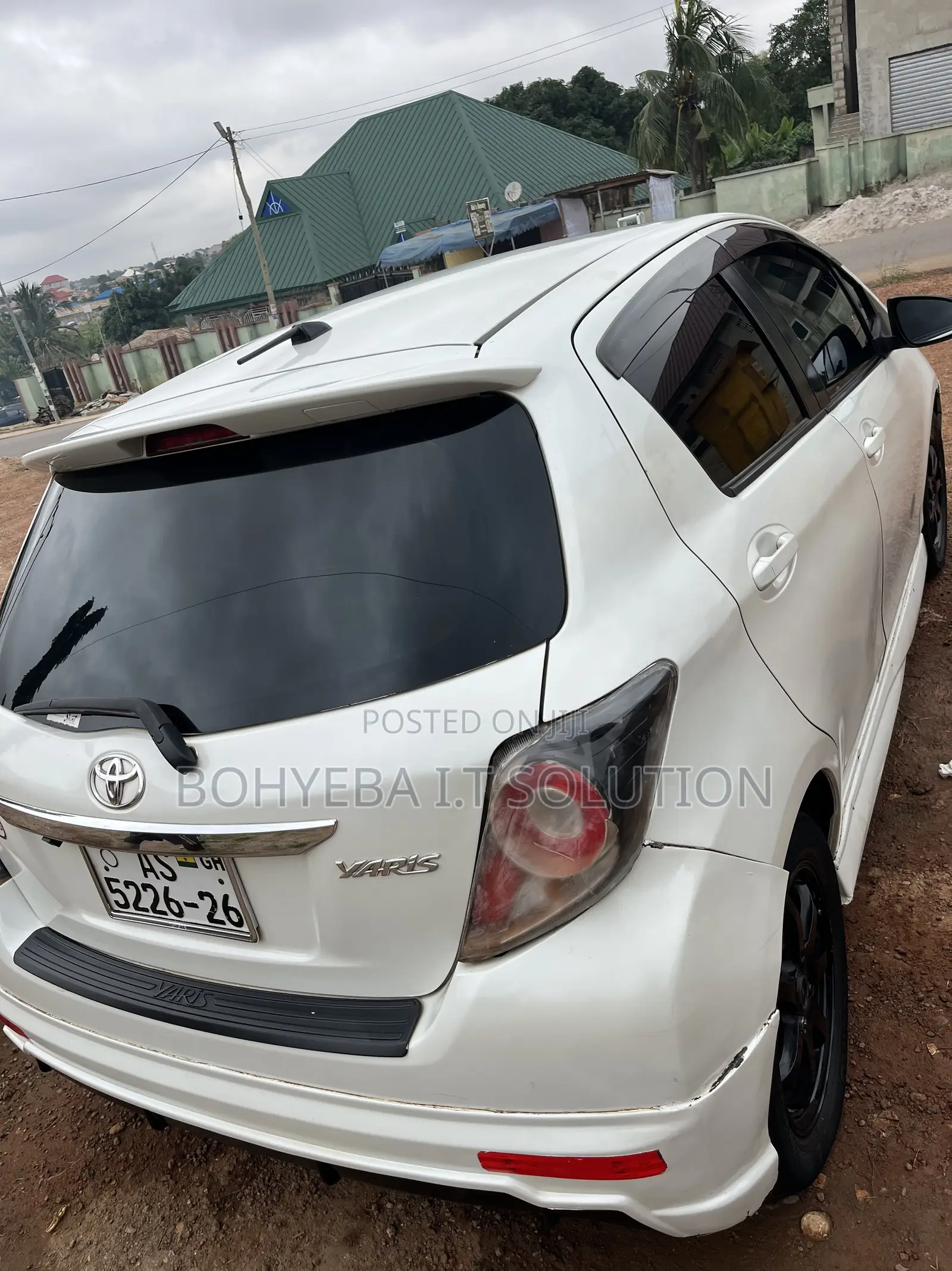 Toyota Vitz GS