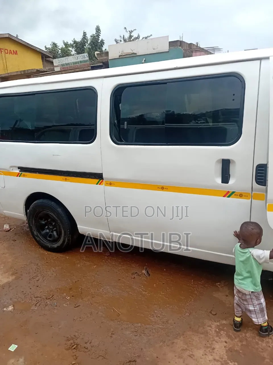 Nissan Caravan (Urvan) 2006 White