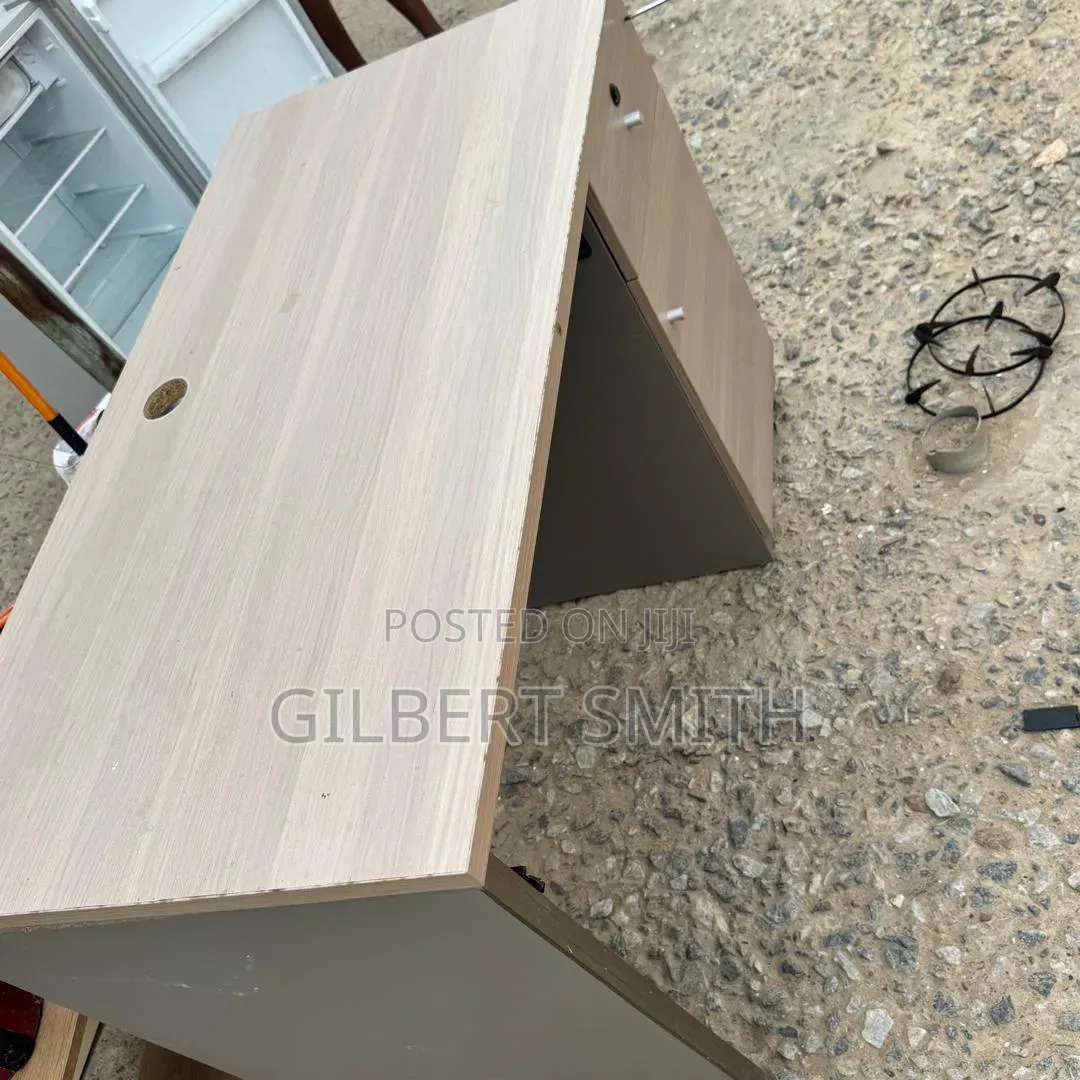 Office Desk