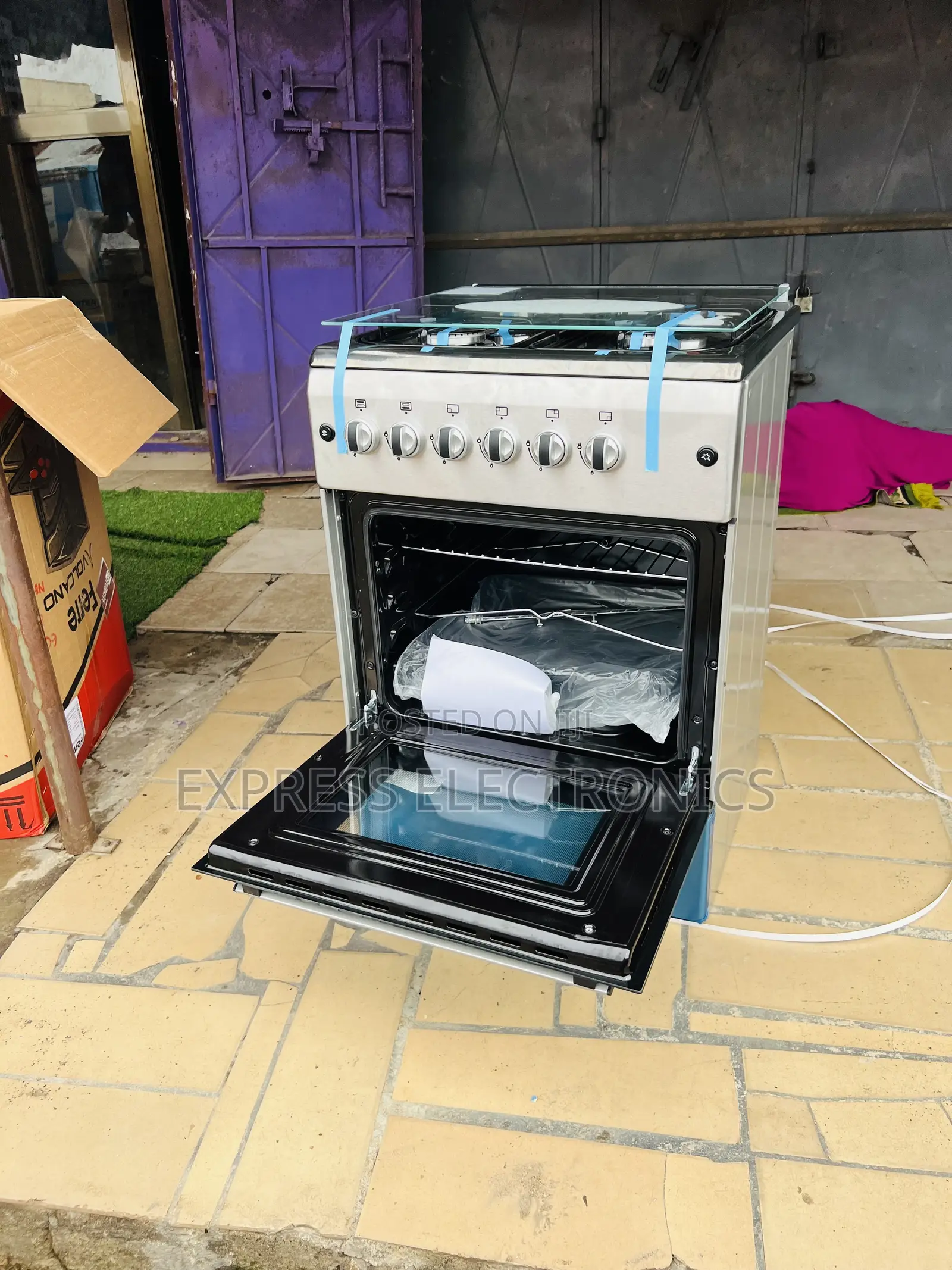 Ultra Sleek Gas Cooker New Line 4burner 60/60 Rotisserie