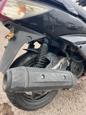 Yamaha 2022 Black