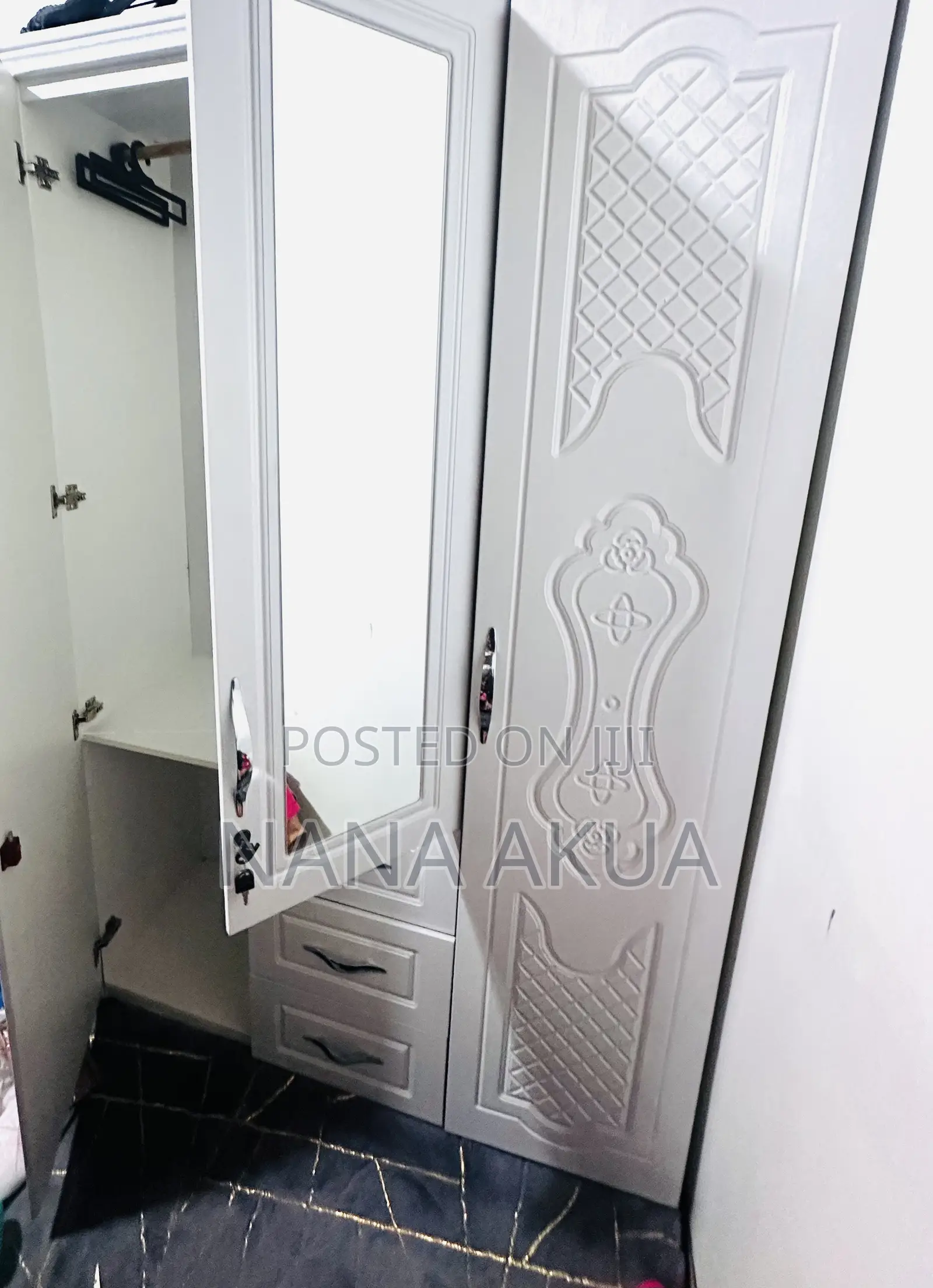 3 Door Wardrobe With 5 Compartments and Three Drawers