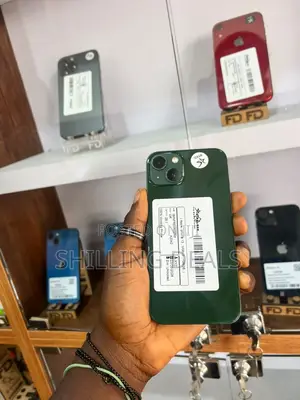 Apple iPhone 13 128 GB Green