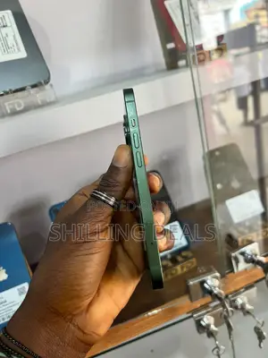 Apple iPhone 13 128 GB Green