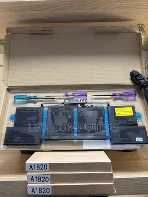MacBook Pro 13inches A1820 Battery