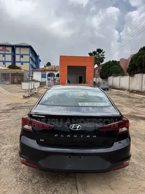 Hyundai Elantra 2019 Black