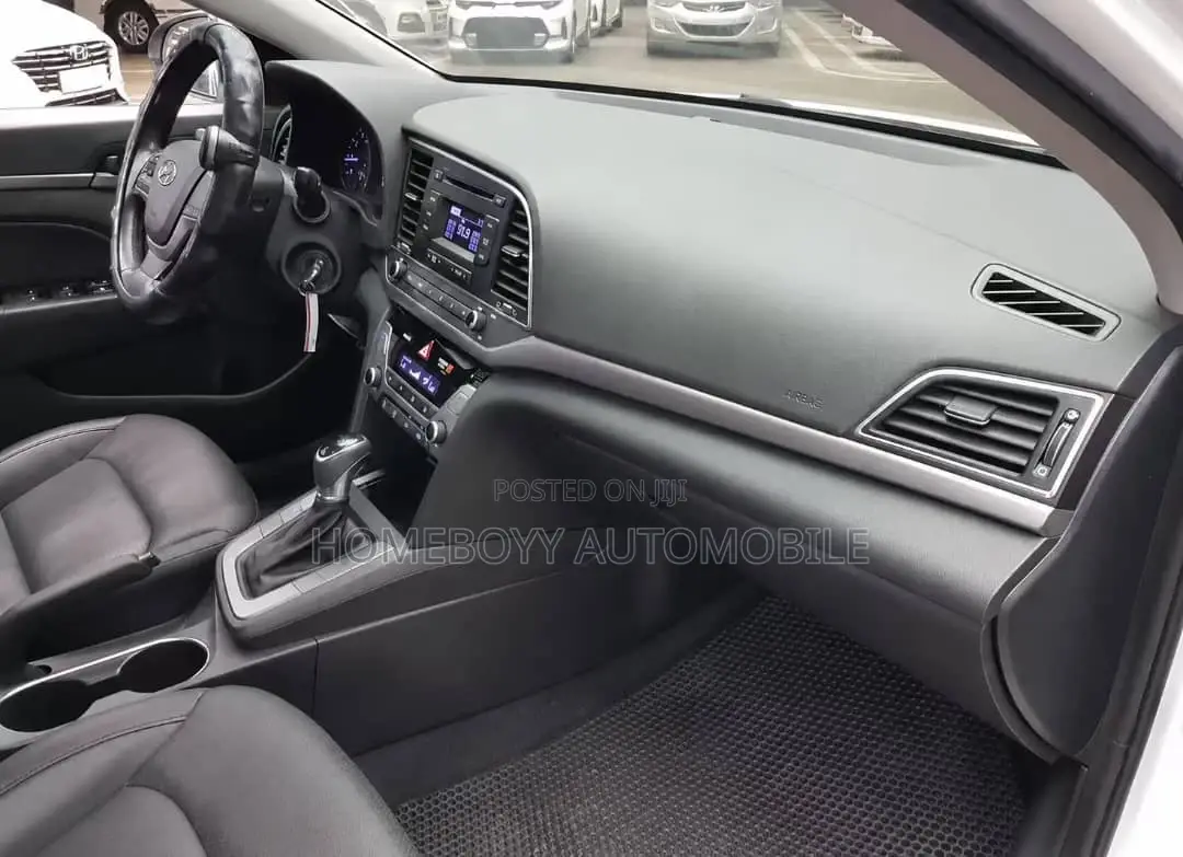 Hyundai Avante 2016 White