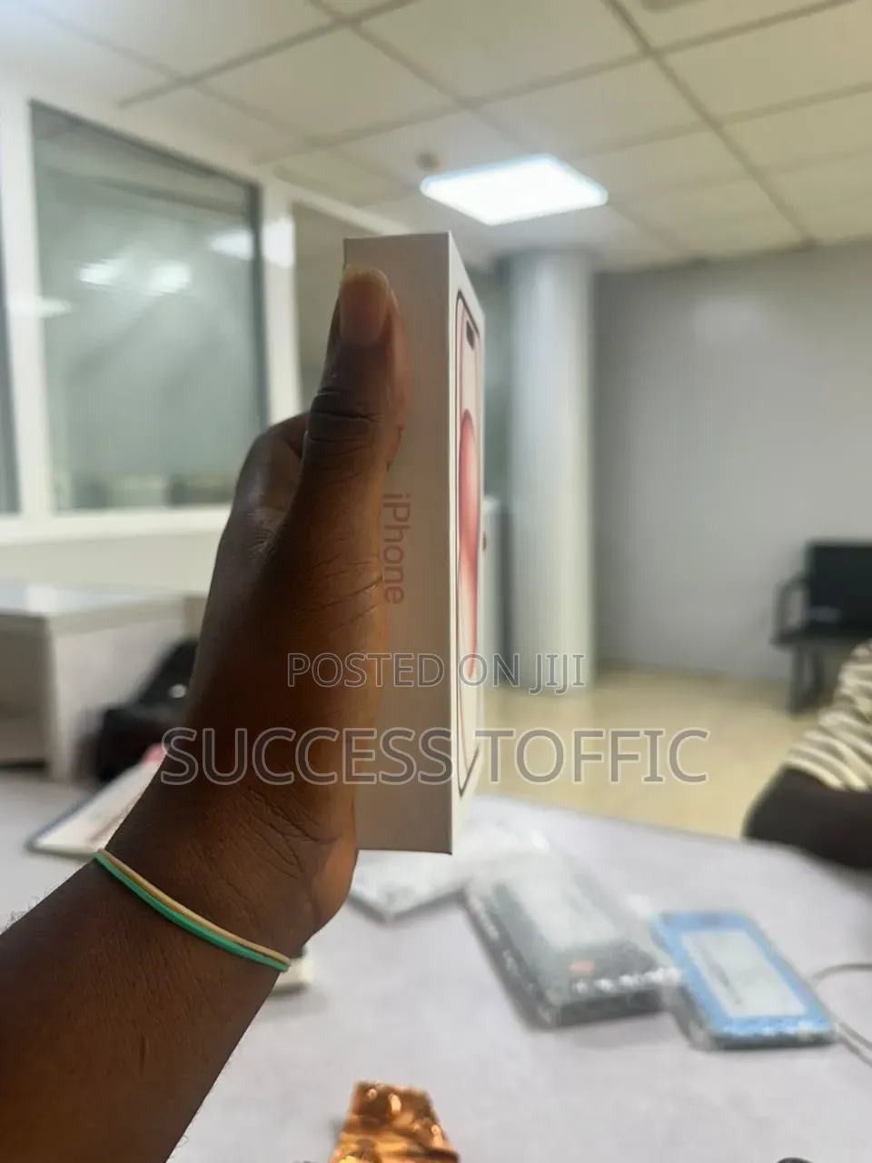 New Apple iPhone 15 128 GB Pink