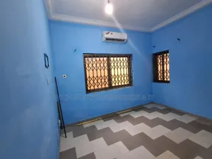 3bdrm House in Baatsona Total for rent