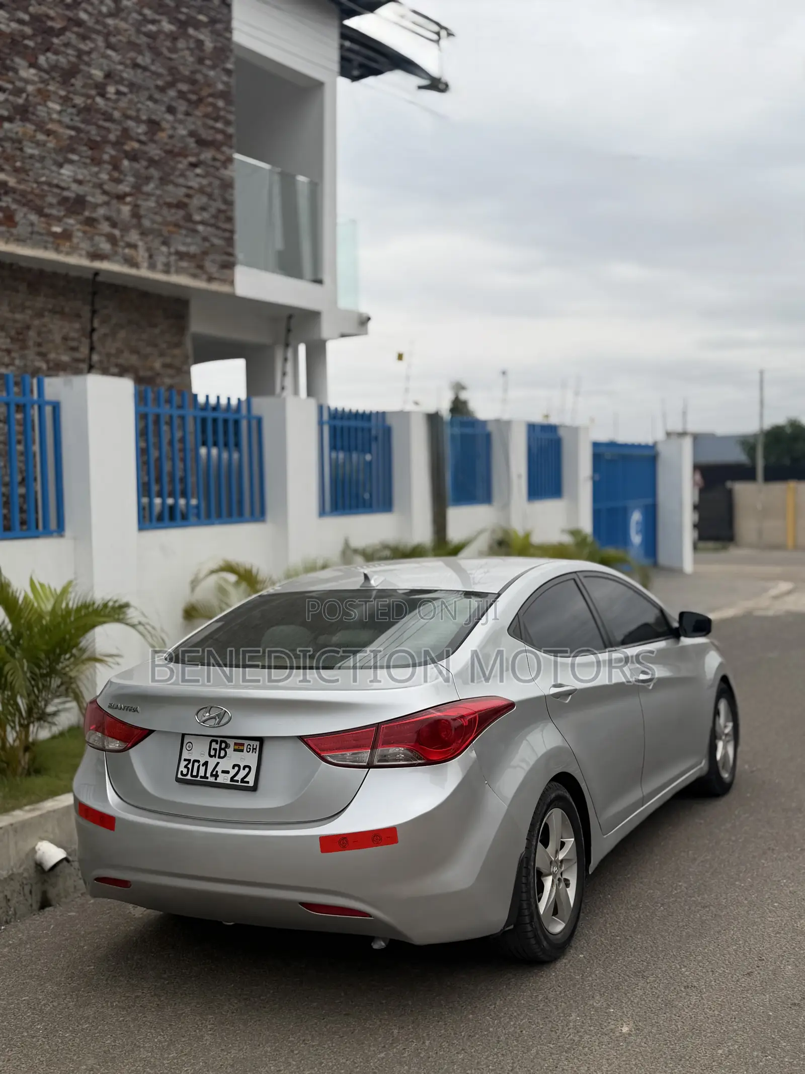 Hyundai Elantra SE 4dr Sedan (1.8L 4cyl 6A) 2014 Silver