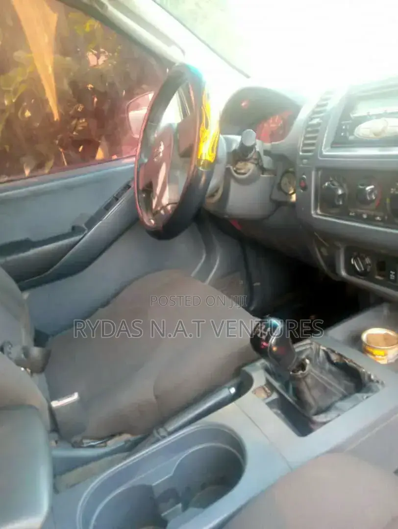 Nissan Navara 2004 Green