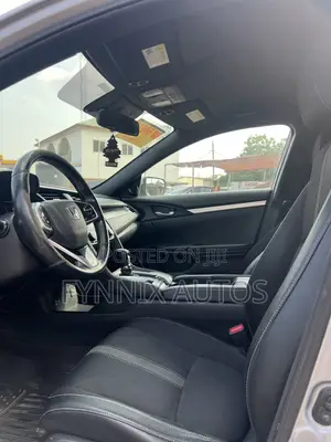 Honda Civic EX Sedan 2019 Silver