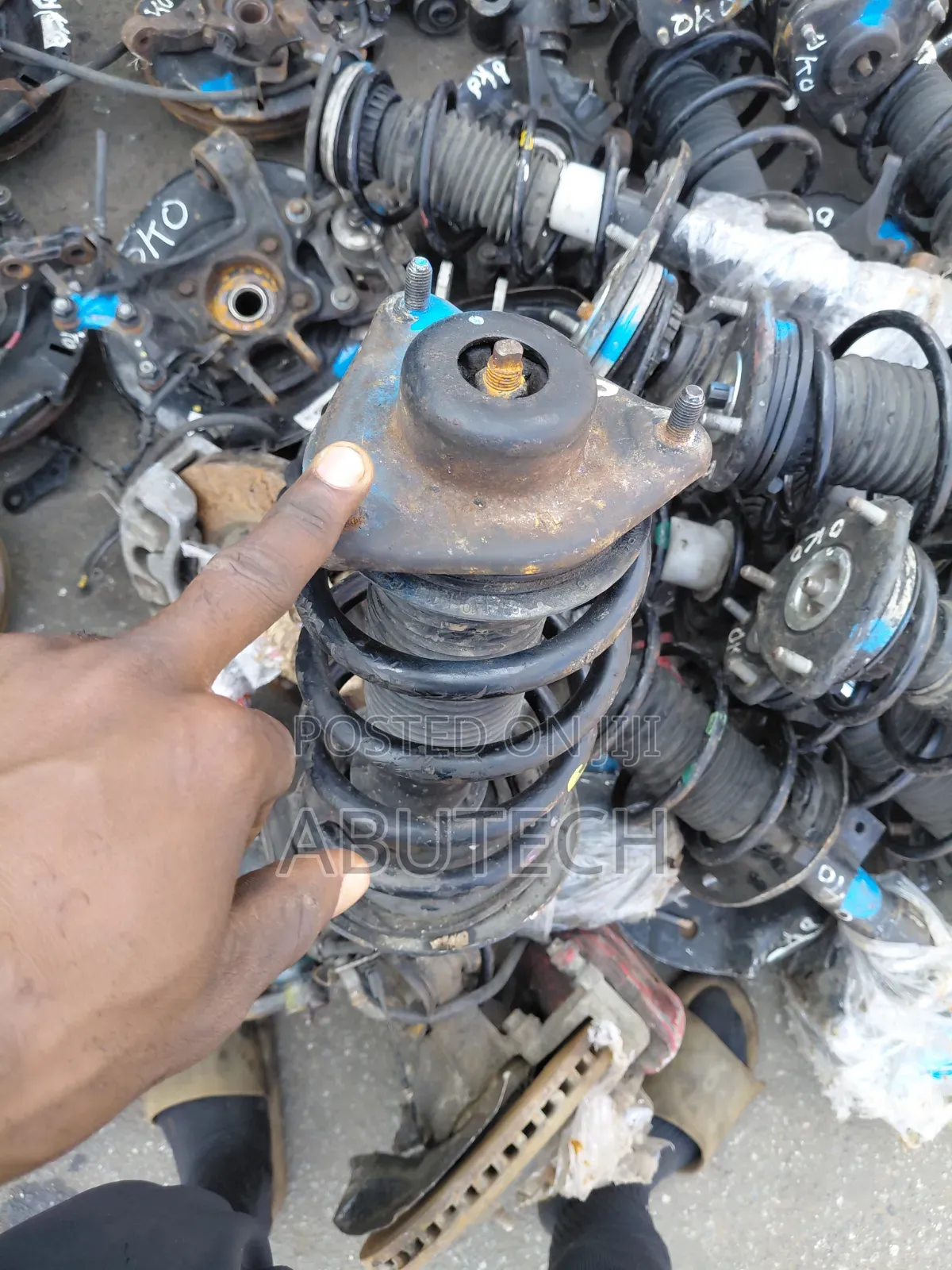 Front Shock Hundia Santafe and Kia Sernto 2013, 2014, 2015, 2016