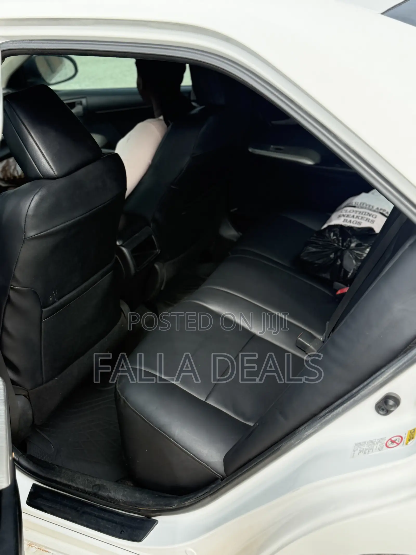 Toyota Camry SE Sport 4dr Sedan (2.5L 4cyl 6A) 2014 White