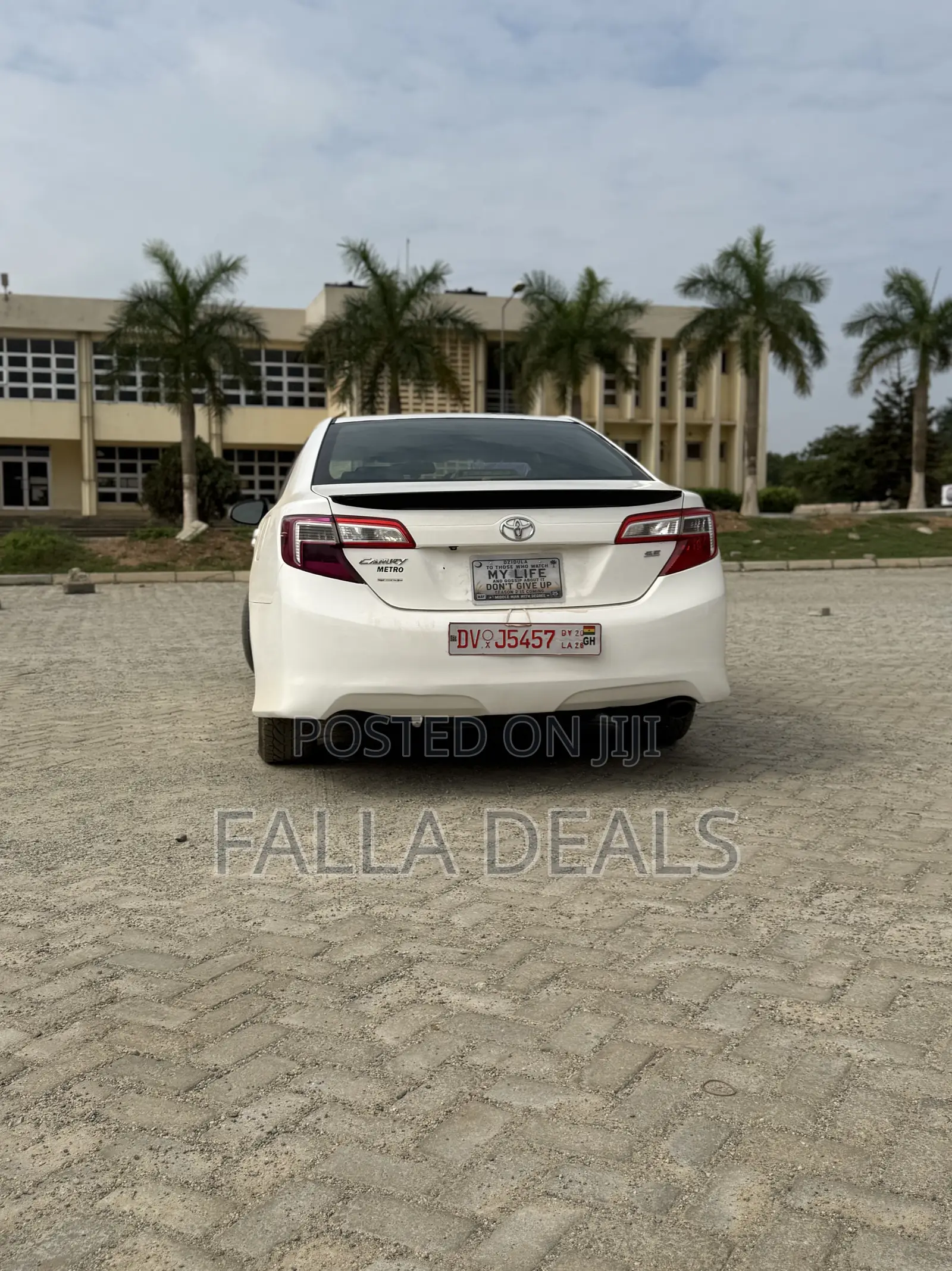 Toyota Camry SE Sport 4dr Sedan (2.5L 4cyl 6A) 2014 White