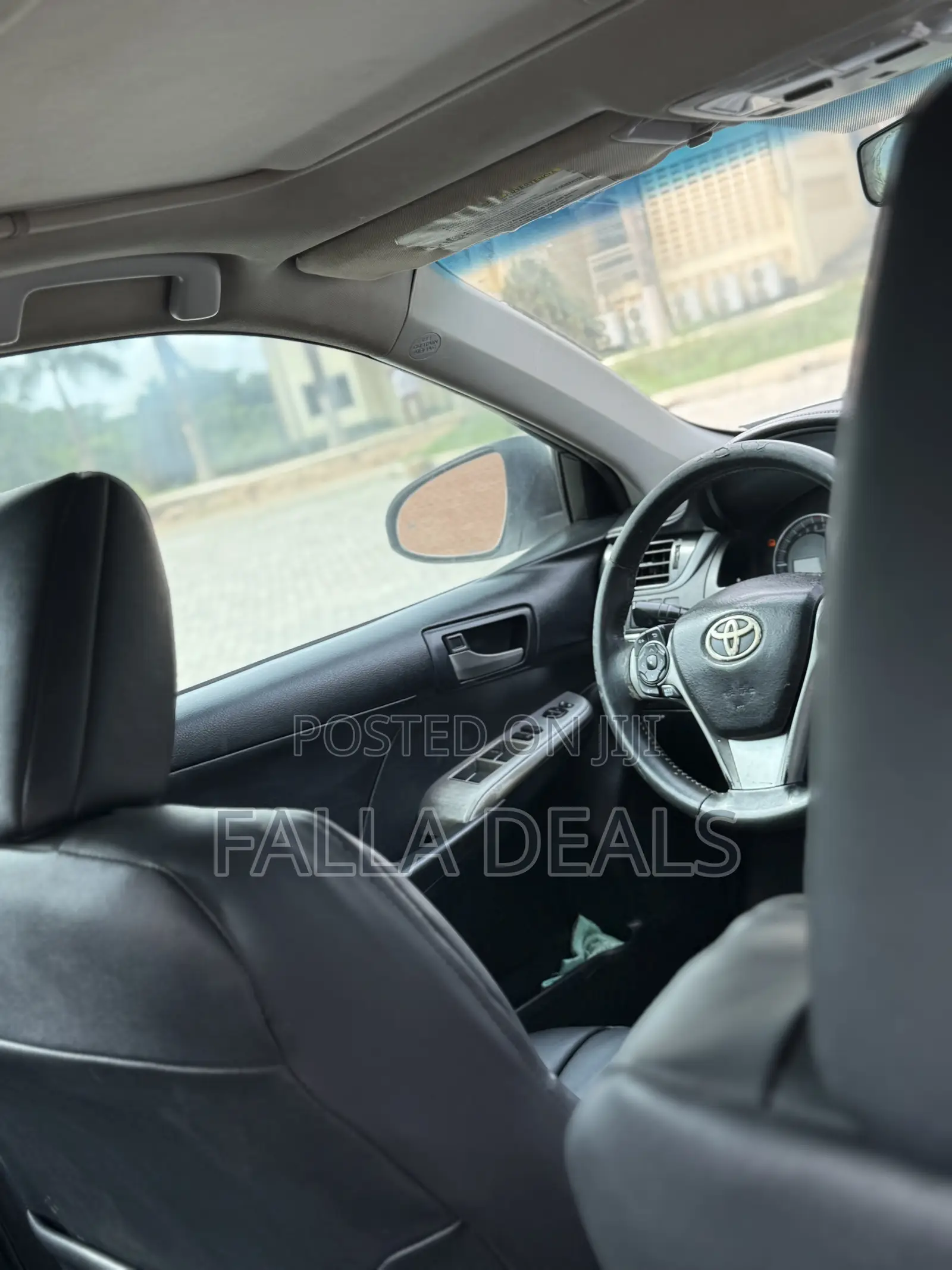Toyota Camry SE Sport 4dr Sedan (2.5L 4cyl 6A) 2014 White