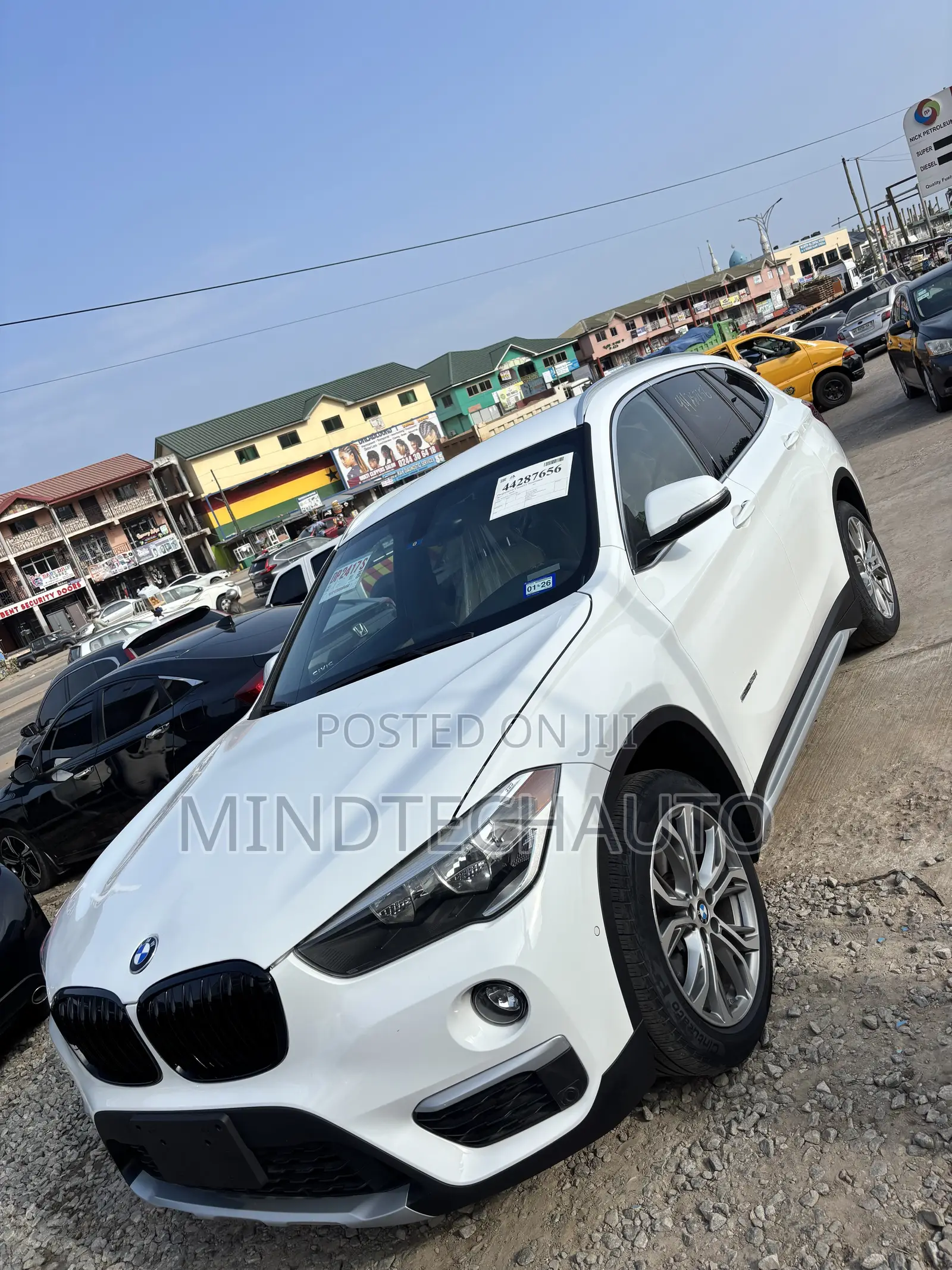 BMW X1 sDrive28i FWD 2017 White