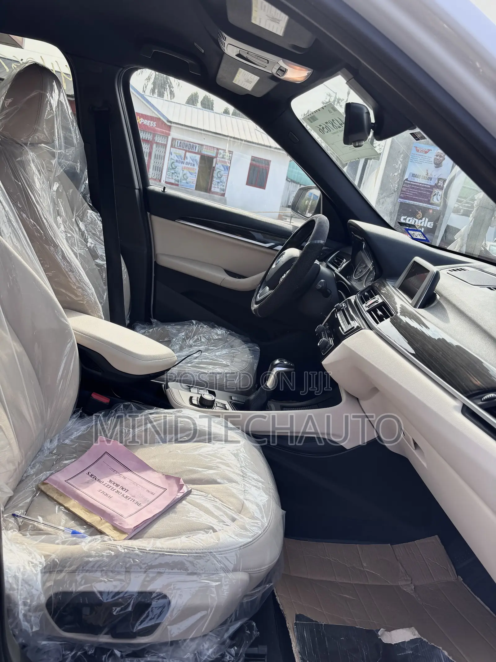 BMW X1 sDrive28i FWD 2017 White