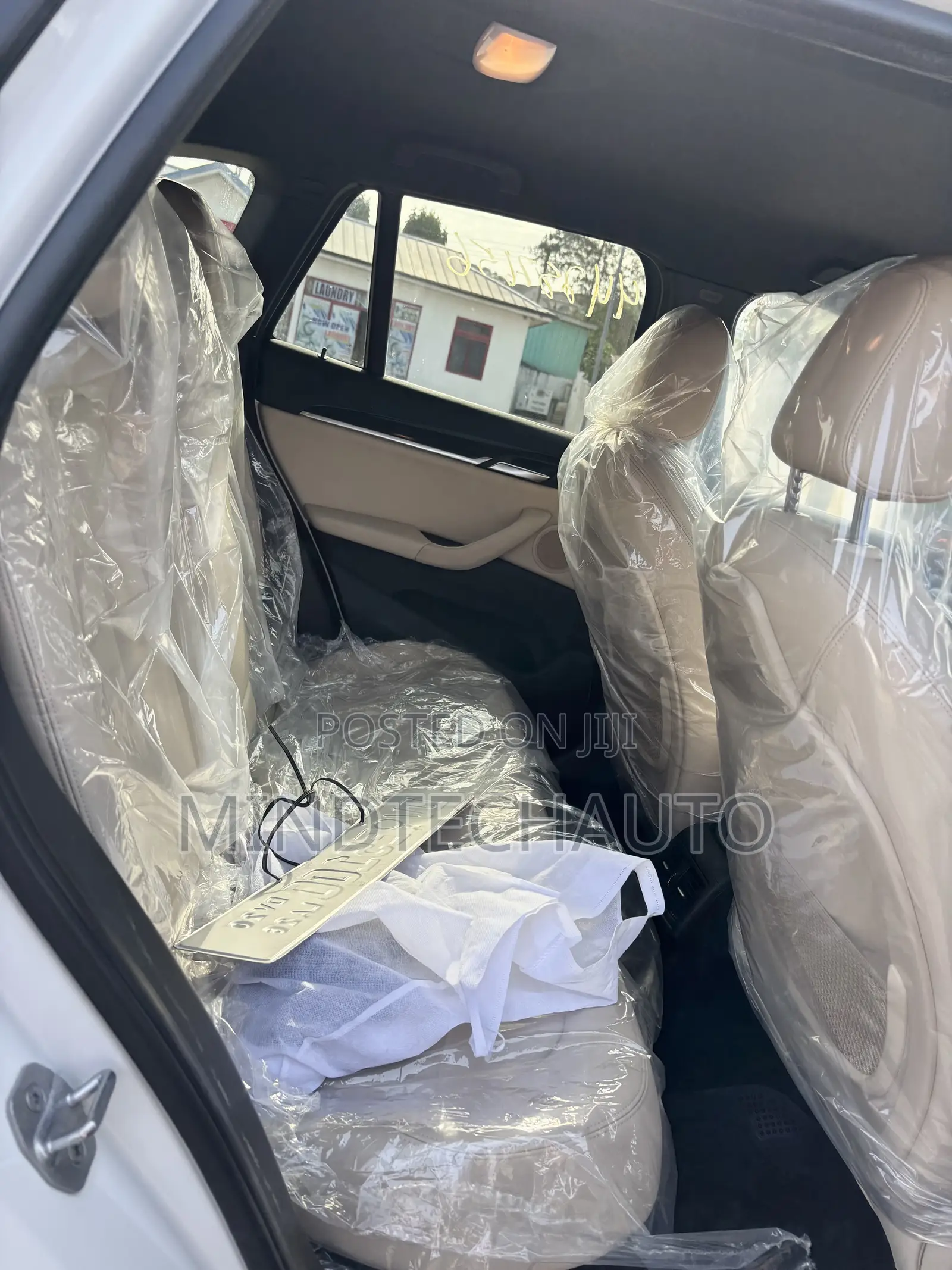 BMW X1 sDrive28i FWD 2017 White