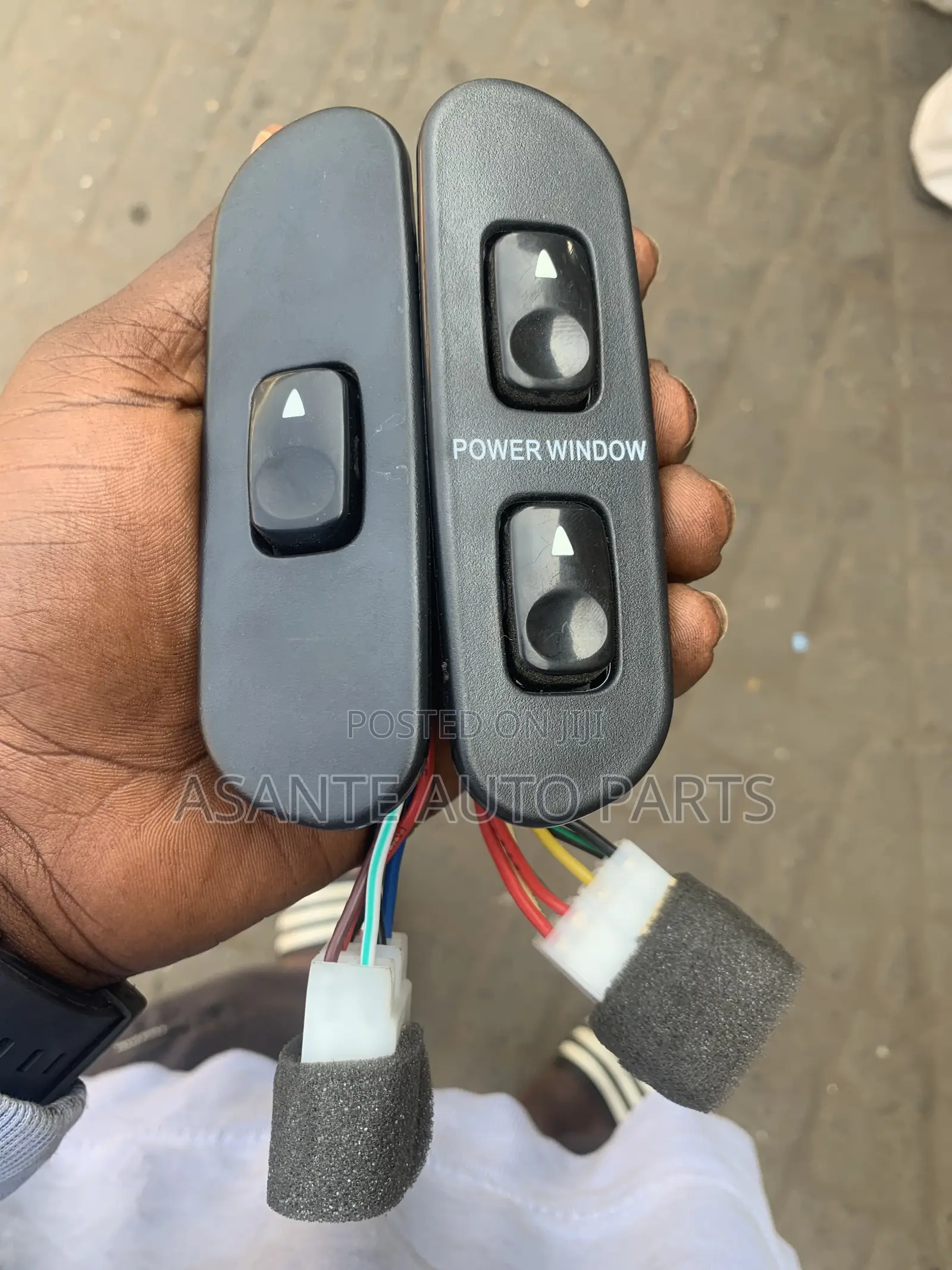 Hyundai H100 Door Switch