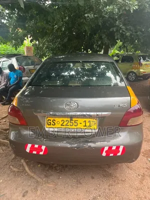 Toyota Yaris 2006 Silver