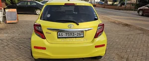 Toyota Vitz 2015 Yellow