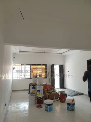 3bdrm House in Spintex, Baatsona Total for rent