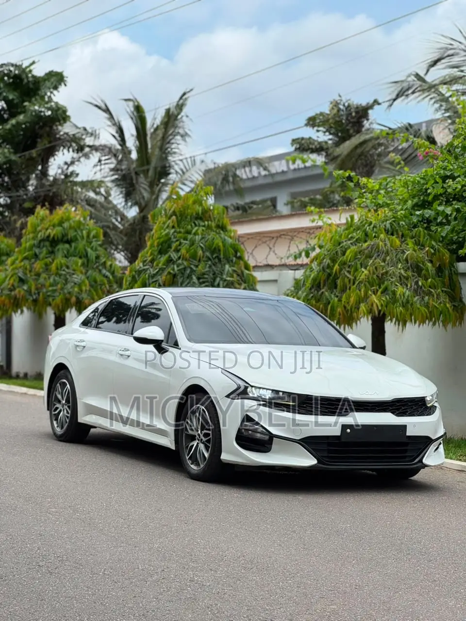 Kia K5 2022 White