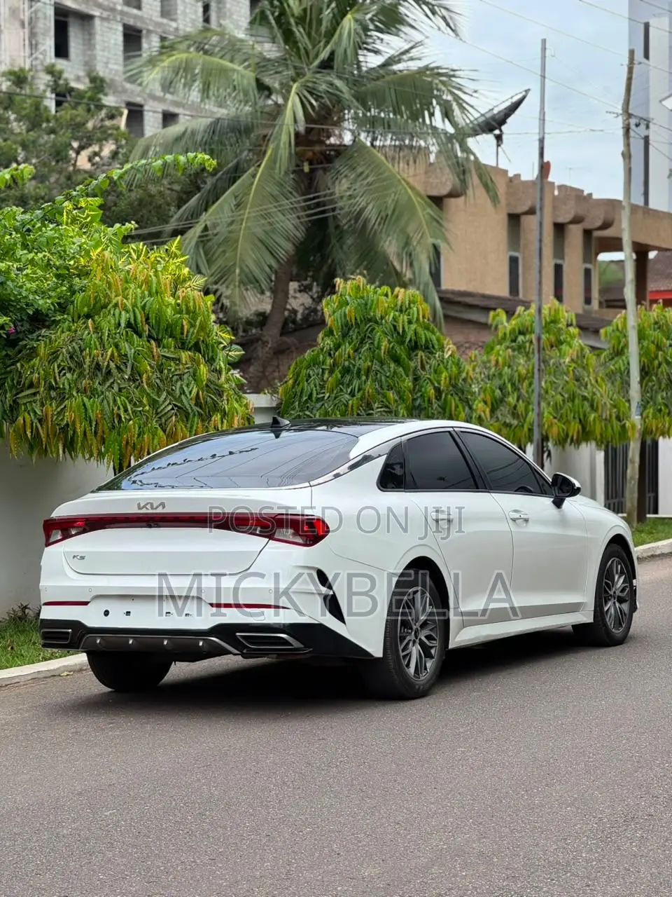 Kia K5 2022 White