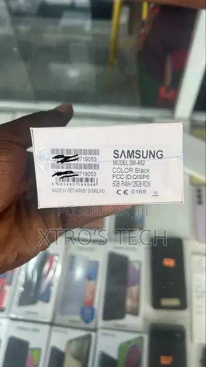 New Samsung Galaxy A52 5G 128 GB Black