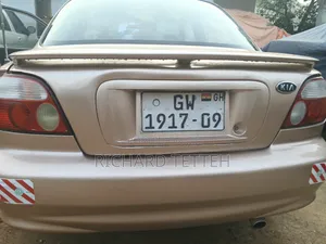 Kia Sephia Automatic 1999 Gold